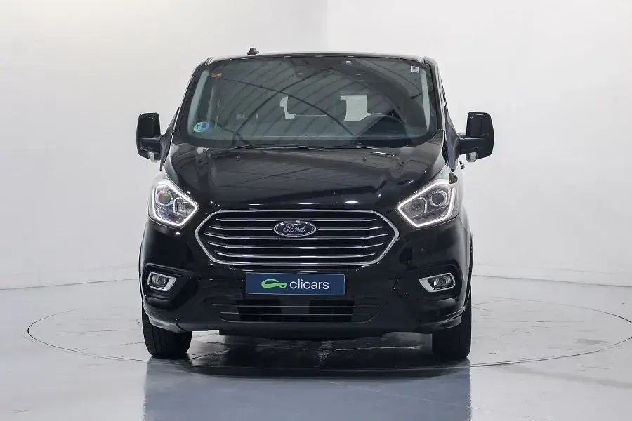Usado Ford Tourneo Custom Titanium 150 CV (110 kW) 2024 Van