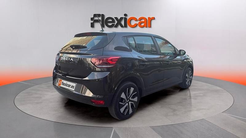 Usado Dacia Sandero Essentiel 101 CV (74 kW) 2025 Negro Berlina