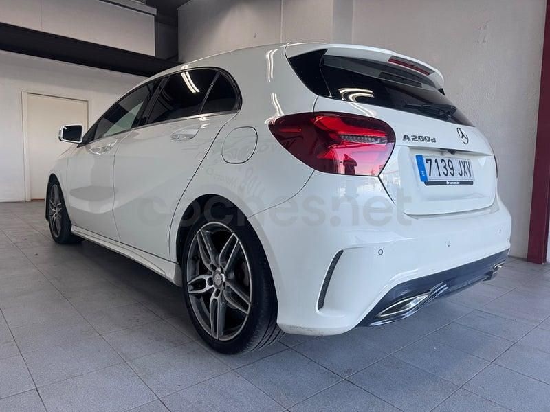 Usado Mercedes A200 136 CV (100 kW) 2017 Blanco Berlina