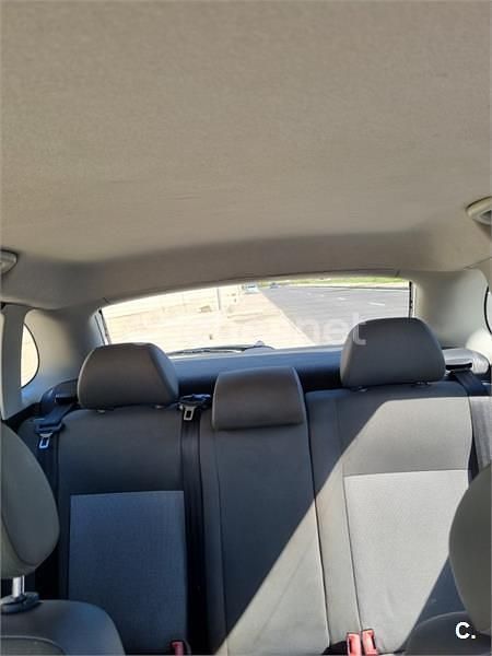 Usado Seat Ibiza 75 CV (55 kW) 2004 Blanco Utilitario