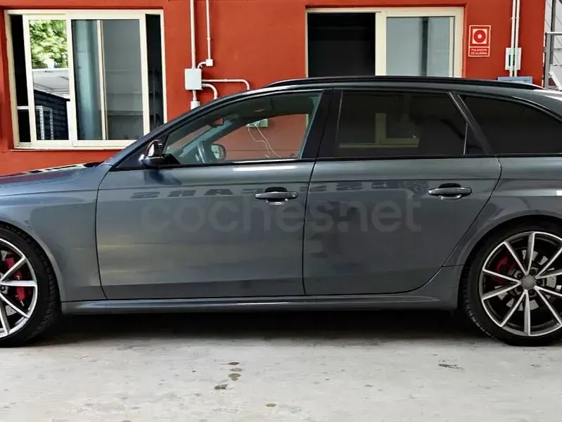 Usado Audi RS4 450 CV (330 kW) 2014 Gris / plata Familiar