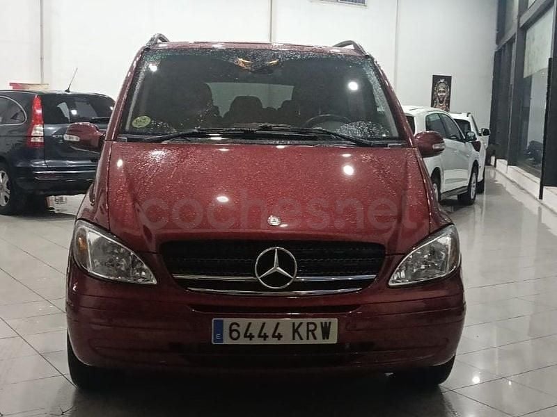 Usado Mercedes Viano 116 CV (85 kW) 2007 Granate Monovolumen