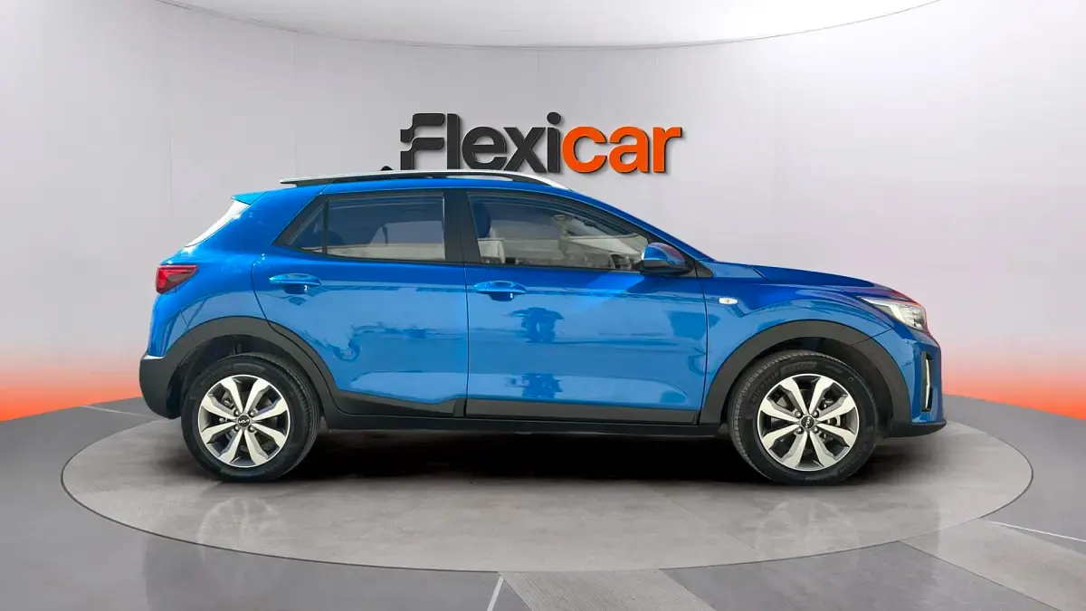 Usado Kia Stonic 79 CV (58 kW) 2025 Azul SUV