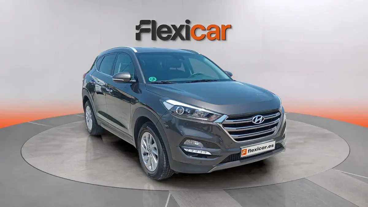 Usado Hyundai Tucson 115 CV (84 kW) 2016 Marrón SUV