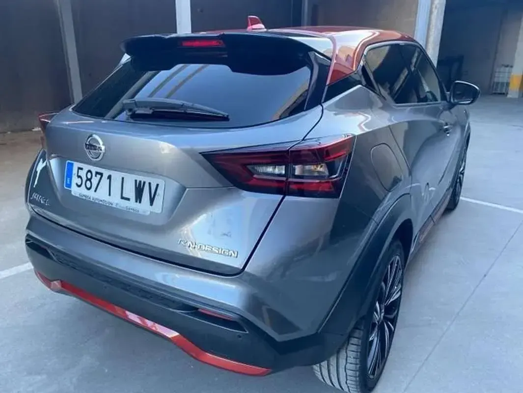 Usado Nissan Juke 116 CV (85 kW) 2022 Gris SUV