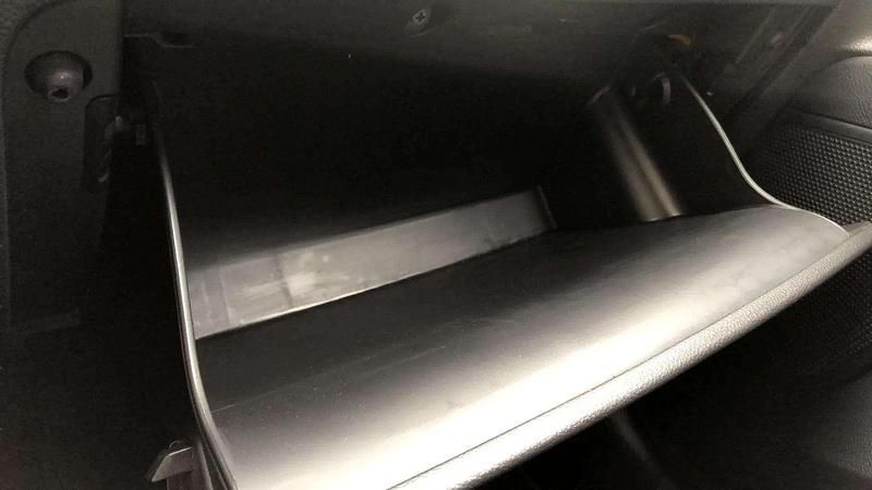 Usado Kia Stonic 84 CV (61 kW) 2023 Blanco SUV