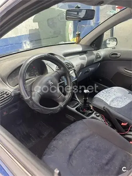 Begagnad Peugeot 206 75 HK (55 kW) 2001 Blå Sedan