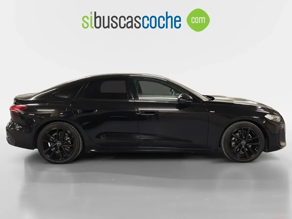 Usado Audi A5 S-Line 204 CV (150 kW) 2025 Negro