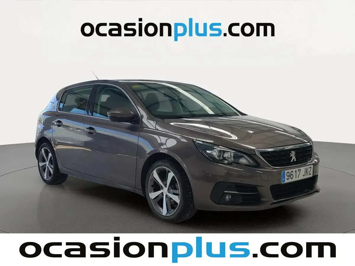 Usado Peugeot 308 Allure 120 CV (88 kW) 2015 Gris Utilitario