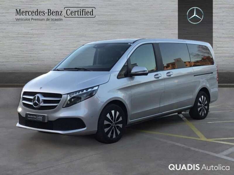 Plateado Usado 2023 Mercedes V250 Monovolumen | 44.607 € - Imagen 1/4