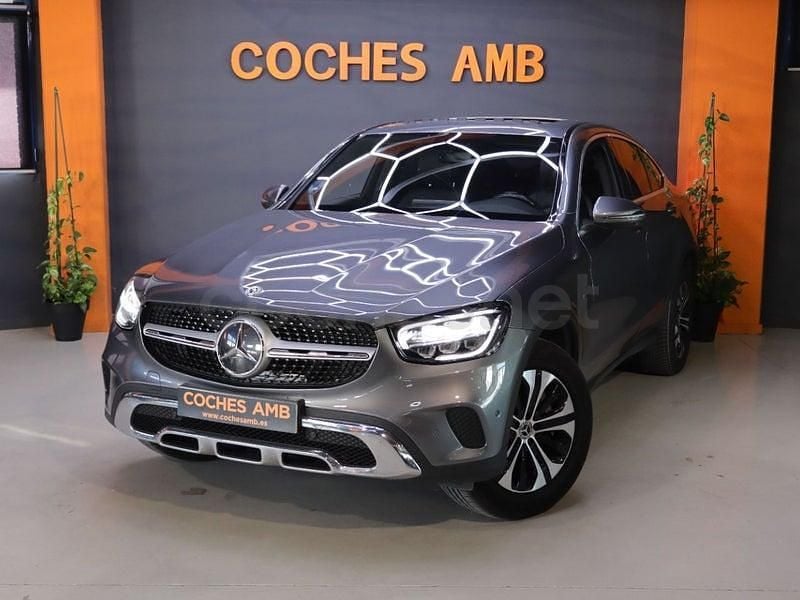 Usado Mercedes GLC300e 320 CV (235 kW) 2020 Gris / plata Coupe