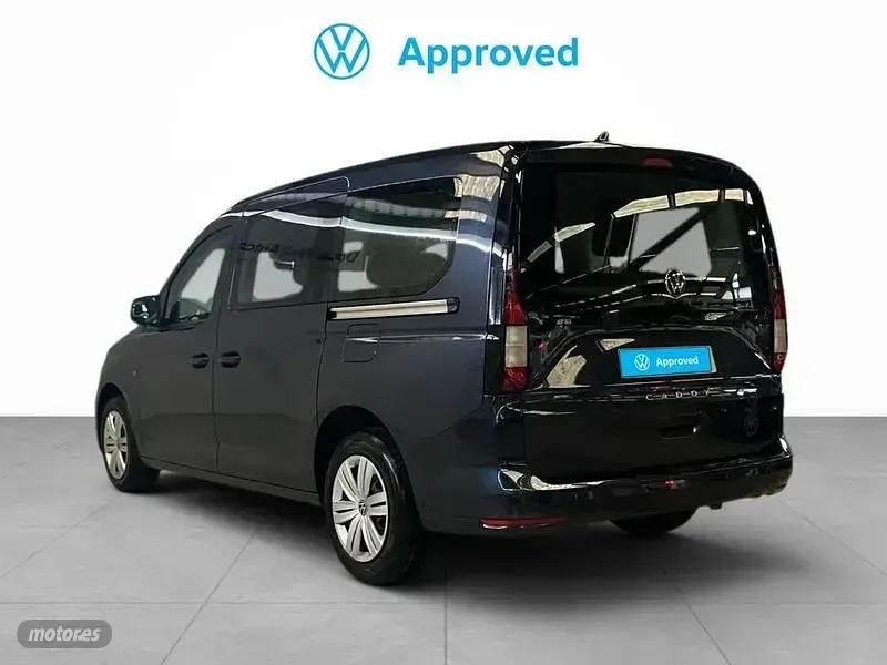 Usado VW Caddy Maxi 122 CV (89 kW) 2025 Azul Monovolumen