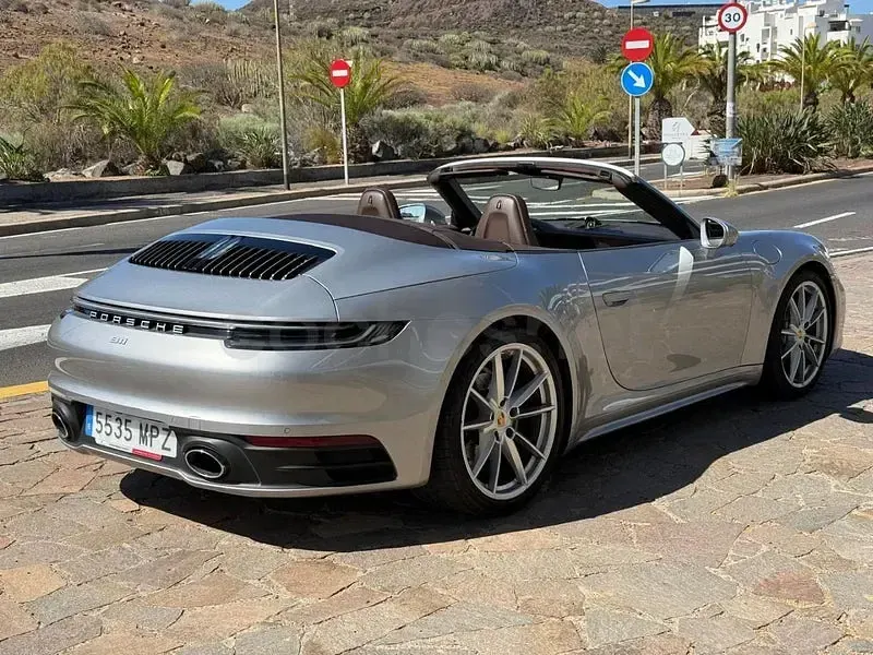 Usado Porsche 911 Carrera Cabriolet 394 CV (289 kW) 2024 Gris / plata Descapotable