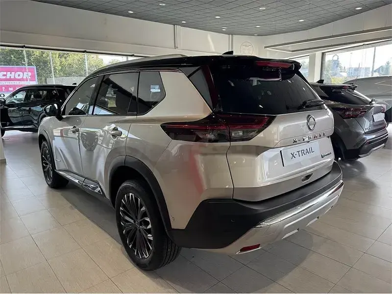 Occasion Nissan X-Trail Tekna 204 PK (150 kW) 2025 Grijs SUV