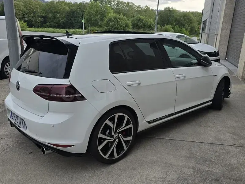 Usado VW Golf VII GTI Clubsport 265 CV (194 kW) 2016 Blanco Berlina