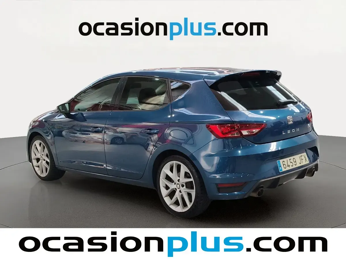 Usado Seat Leon FR 180 CV (132 kW) 2015 Azul Utilitario