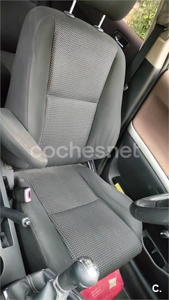 Usado Toyota Corolla Verso Sport 177 CV (130 kW) 2008 Gris / plata Monovolumen