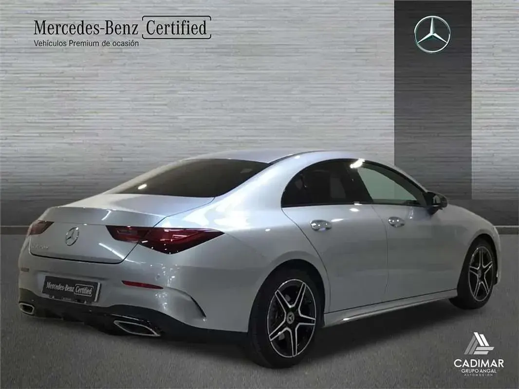 Usado Mercedes CLA200 163 CV (119 kW) 2025 Berlina