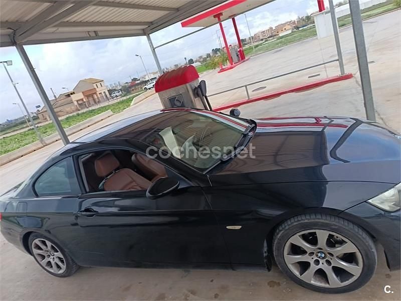 Usado BMW 320 170 CV (125 kW) 2010 Negro Coupe