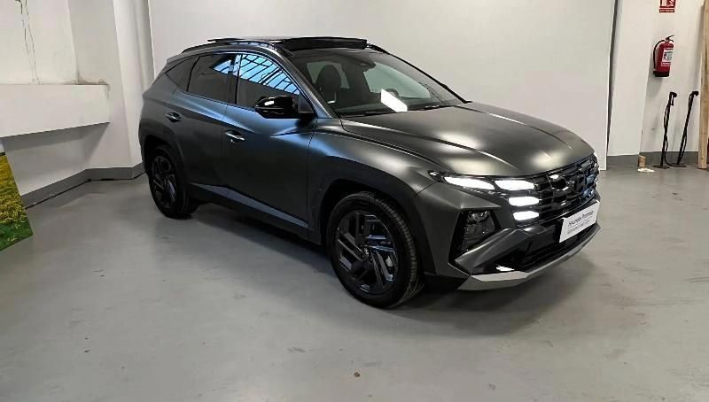 Verde Nuevo 2025 Hyundai Tucson SUV | 30.990 € (Un poco caro) - Imagen 1/4