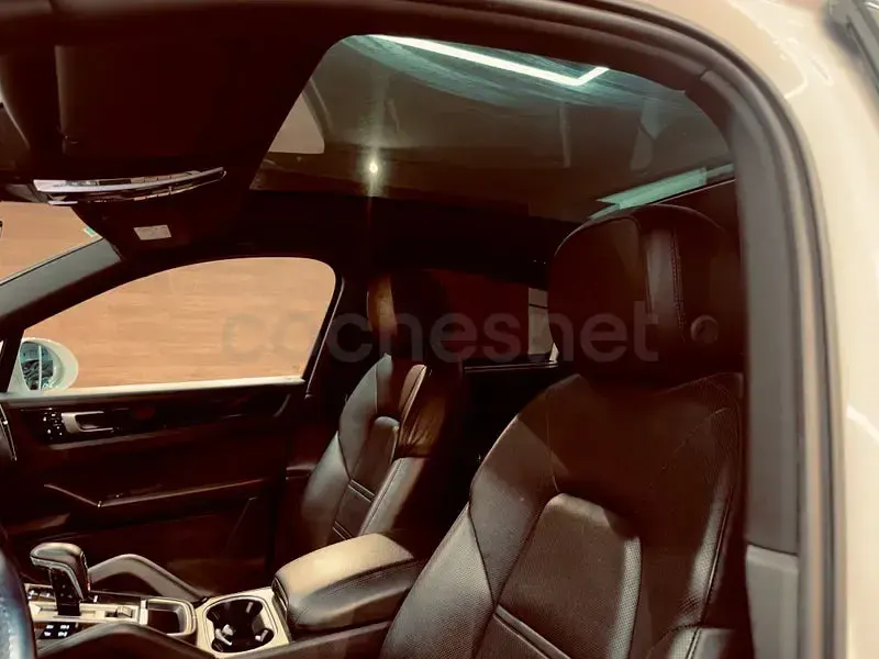Usado Porsche Cayenne 462 CV (339 kW) 2019 Blanco SUV
