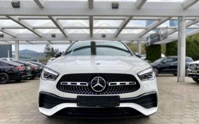 Usado Mercedes GLA220 AMG 190 CV (139 kW) 2020 Blanco SUV