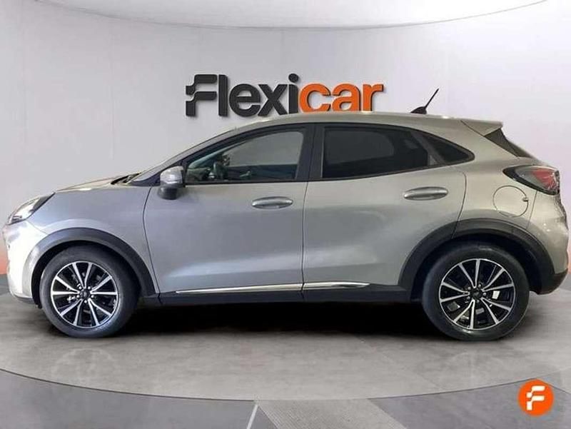 Usado Ford Puma Titanium 120 CV (88 kW) 2021 Gris SUV