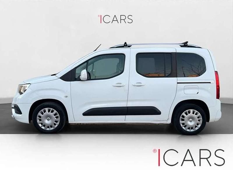 Usado Opel Combo Life Selective 102 CV (75 kW) 2020 Blanco Monovolumen