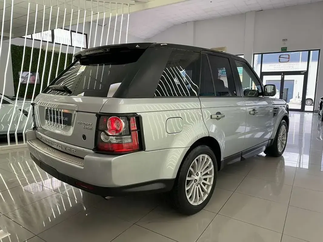 Usado Land Rover Range Rover HSE 245 CV (180 kW) 2012 Gris SUV