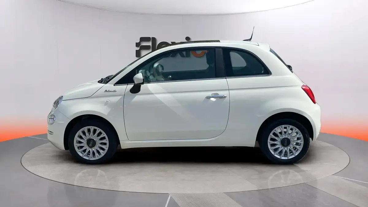 Usado Fiat 500 Dolcevita 71 CV (52 kW) 2023 Blanco Berlina