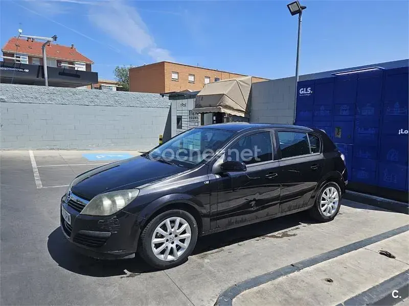 Usado Opel Astra Enjoy 105 CV (77 kW) 2006 Negro Berlina