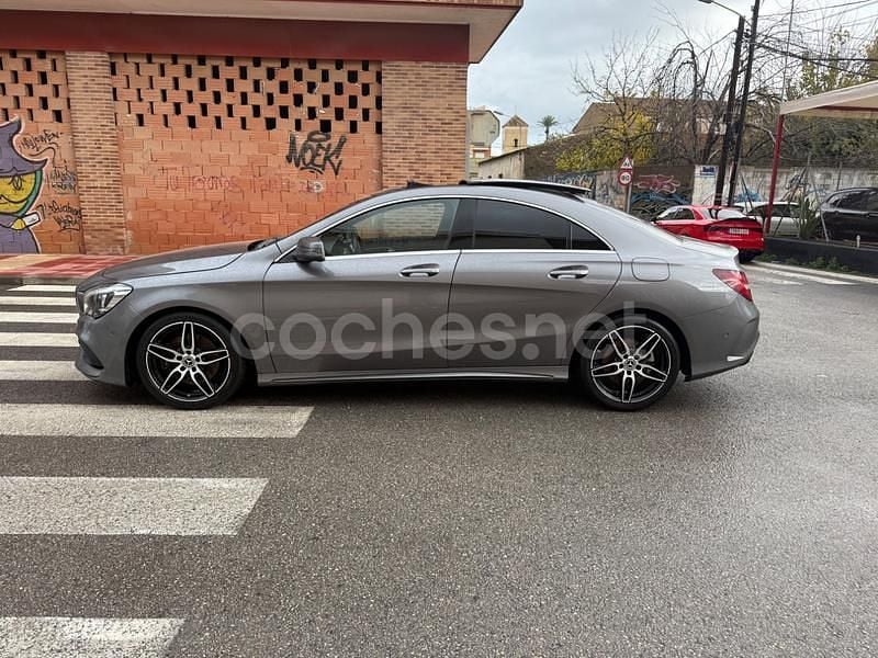Usado Mercedes CLA220 170 CV (125 kW) 2018 Gris / plata Berlina