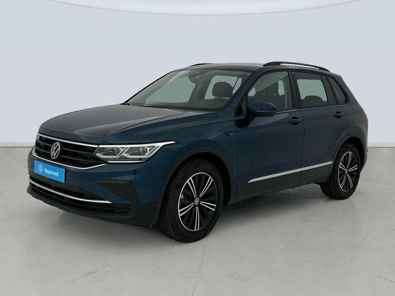 Usado VW Tiguan Life 150 CV (110 kW) 2024 Azul SUV