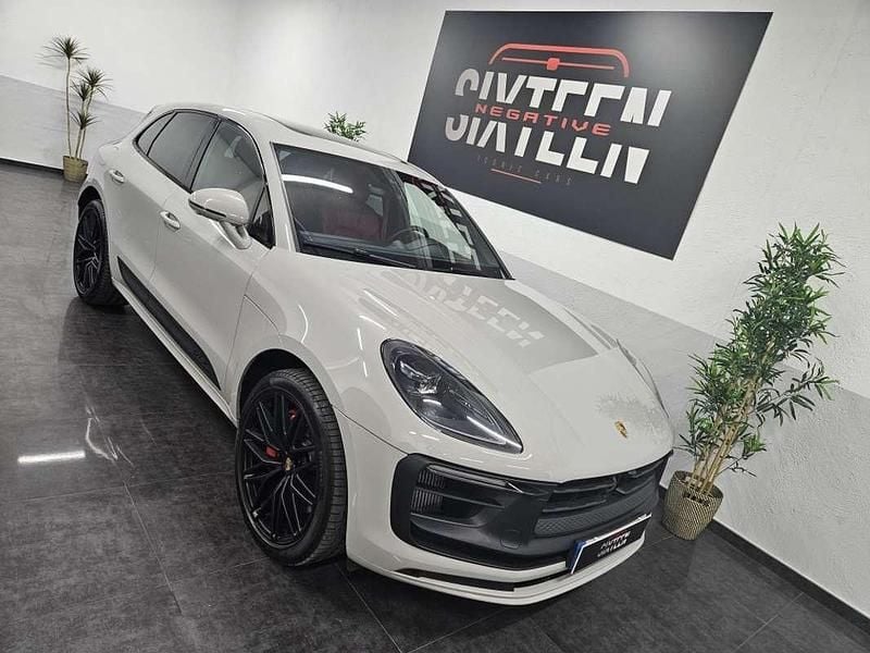 Gris Usado 2024 Porsche Macan GTS SUV | 119.900 € - Imagen 1/4