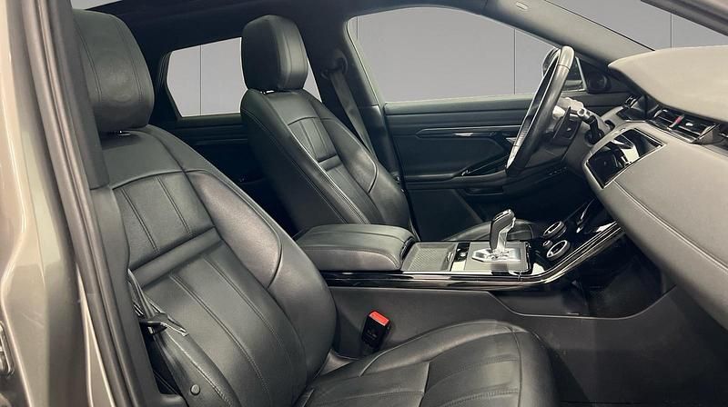 Usado Land Rover Range Rover evoque SE Dynamic 150 CV (110 kW) 2019 Silicon silver