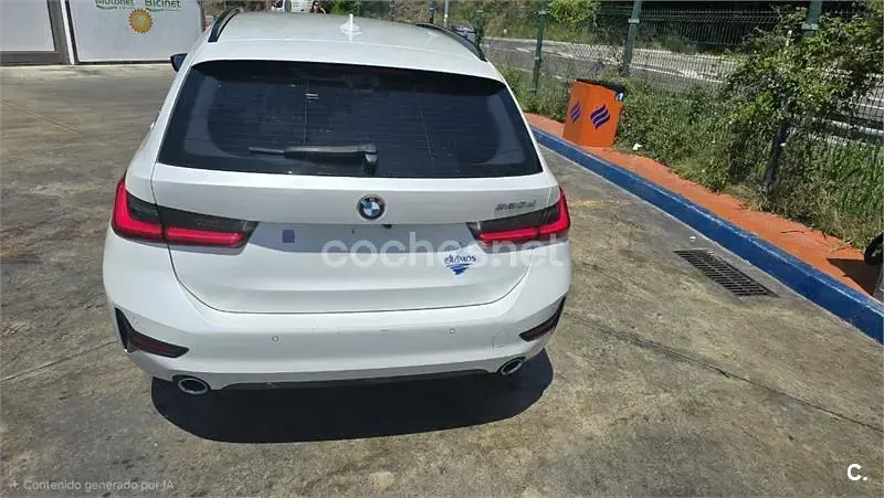 Usado BMW 320 190 CV (139 kW) 2019 Blanco Familiar
