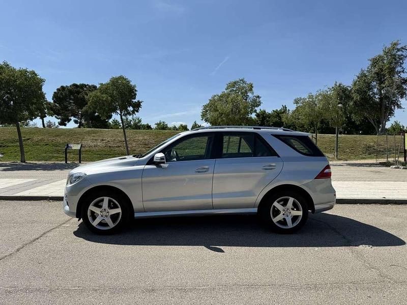 Plateado Usado 2015 Mercedes ML250 SUV | 19.999 € (Precio justo) - Imagen 1/4
