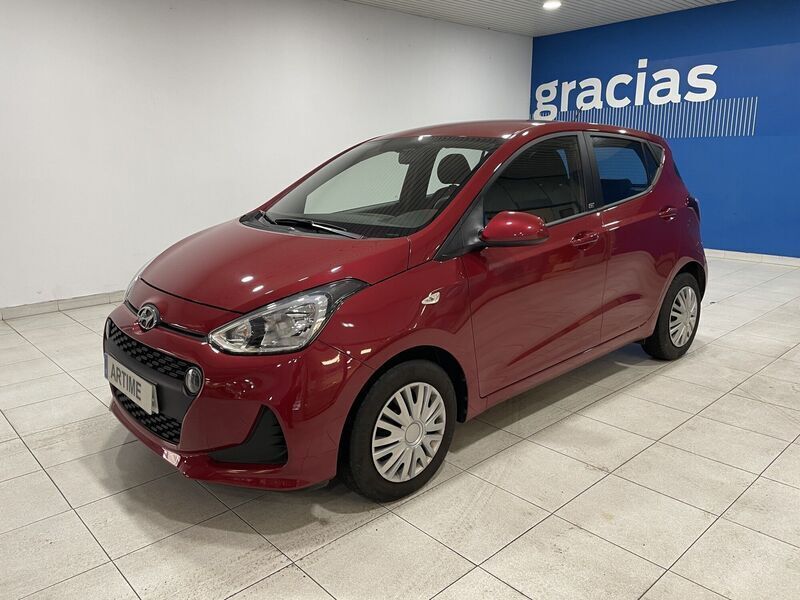 Rojo Usado 2019 Hyundai i10 GO! Utilitario | 11.900 € (Precio justo) - Imagen 1/4