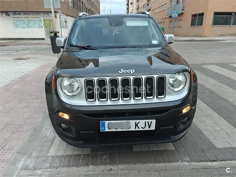 Usado Jeep Renegade Limited 140 CV (102 kW) 2018 Negro SUV
