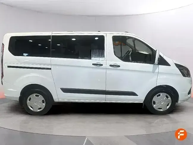 Usado Ford Tourneo Custom Trend 130 CV (95 kW) 2021 Blanco Van