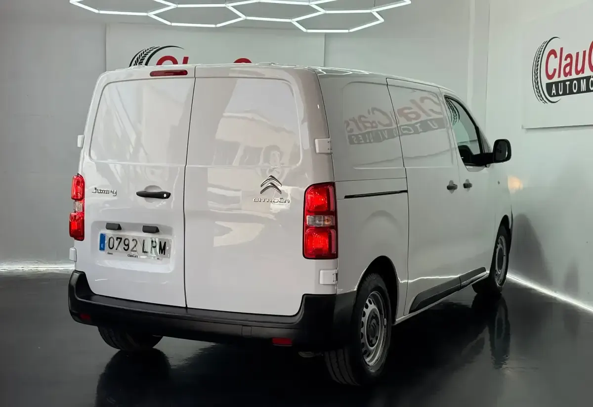 Usado Citroën Jumpy 100 CV (73 kW) 2021 Blanco Monovolumen