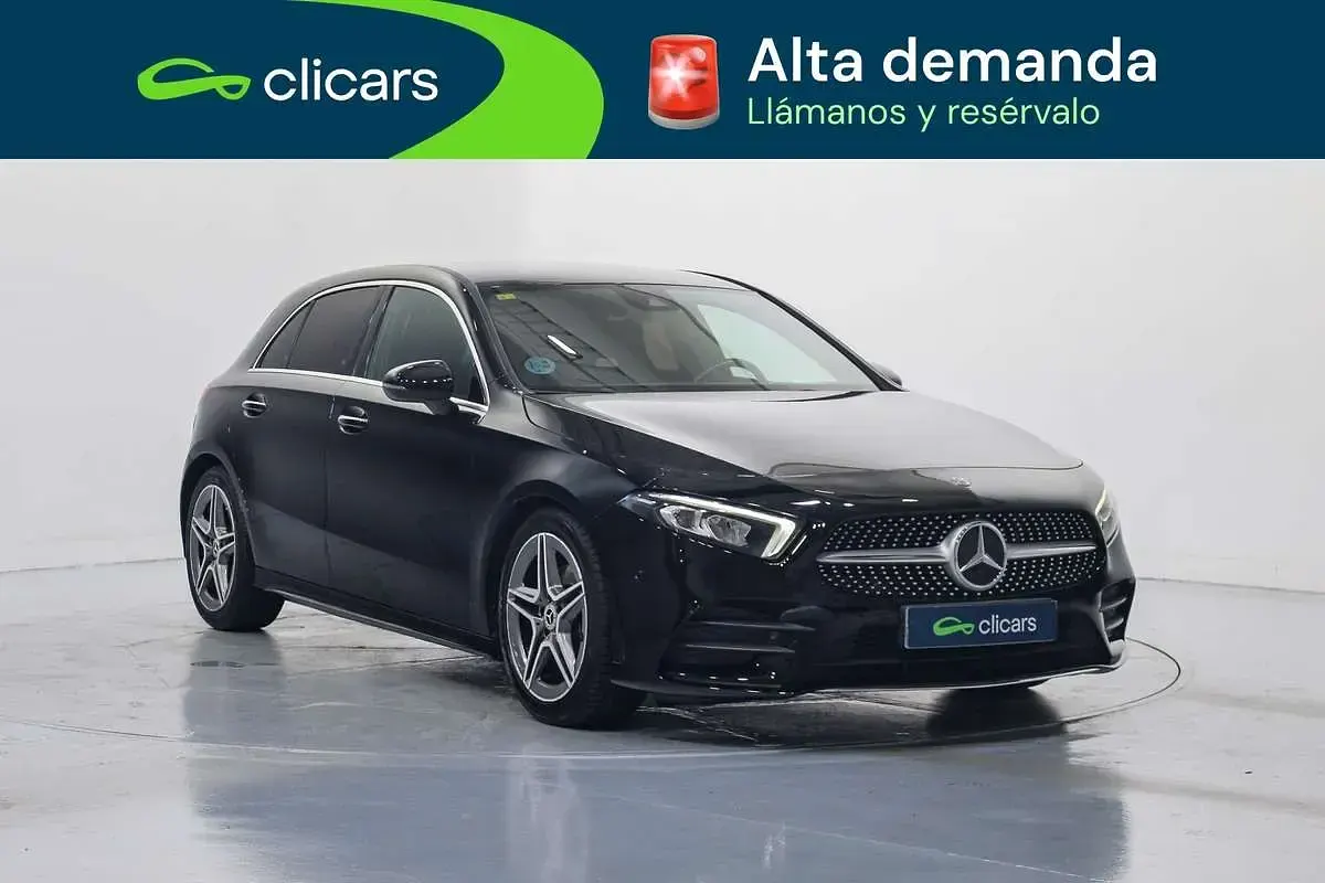 Usado Mercedes A180 136 CV (100 kW) 2020 Negro Utilitario