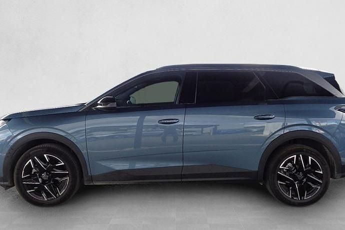 Usado Peugeot 5008 Allure 145 CV (106 kW) 2025 SUV