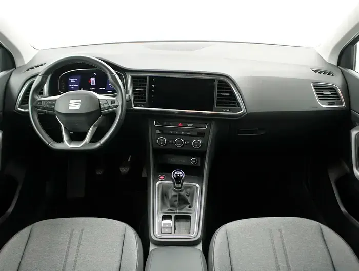 Usado Seat Ateca Style 110 CV (80 kW) 2022 Azul SUV