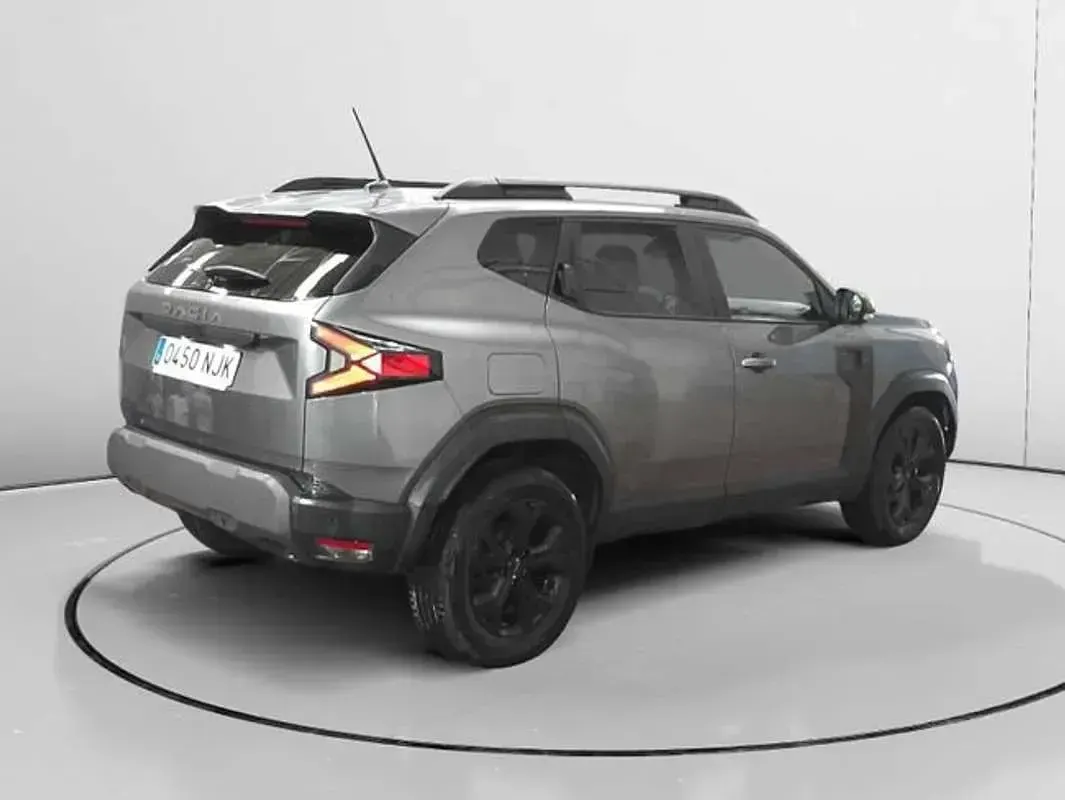 Usado Dacia Duster Extreme 140 CV (102 kW) 2025 Gris SUV