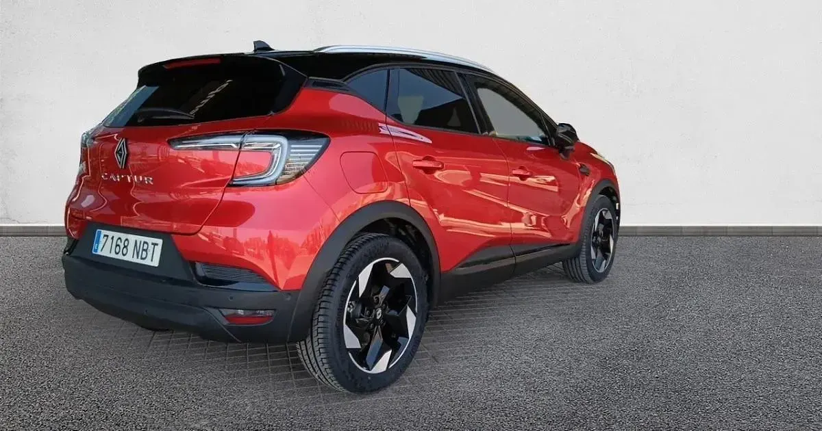 Usado Renault Captur Techno 100 CV (73 kW) 2025 SUV