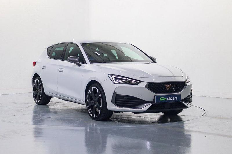 Usado Cupra Leon VZ 245 CV (180 kW) 2021 Blanco Berlina