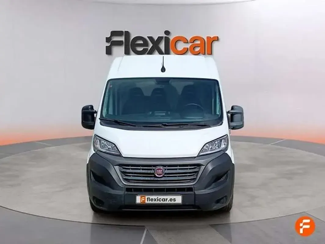 Usado Fiat Ducato 136 CV (100 kW) 2021 Blanco Van