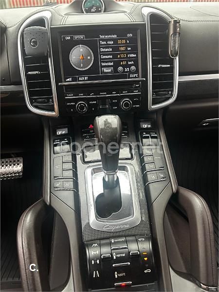 Negro Usado 2010 Porsche Cayenne Turbo SUV | 42.900 € - Imagen 1/4