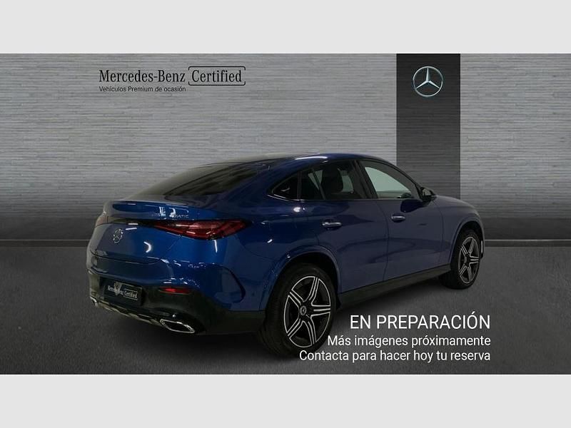 Usado Mercedes GLC300e 333 CV (244 kW) 2023 Azul Coupe